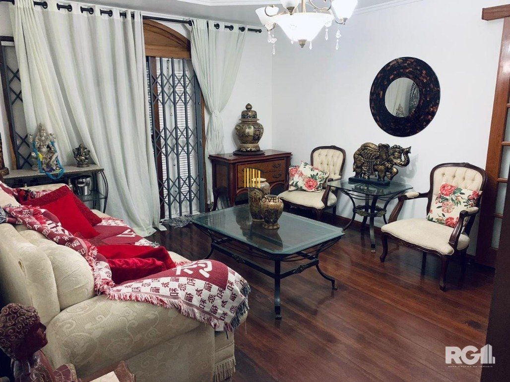 Casa de 391m² - Luxo e conforto no Chácara das Pedras