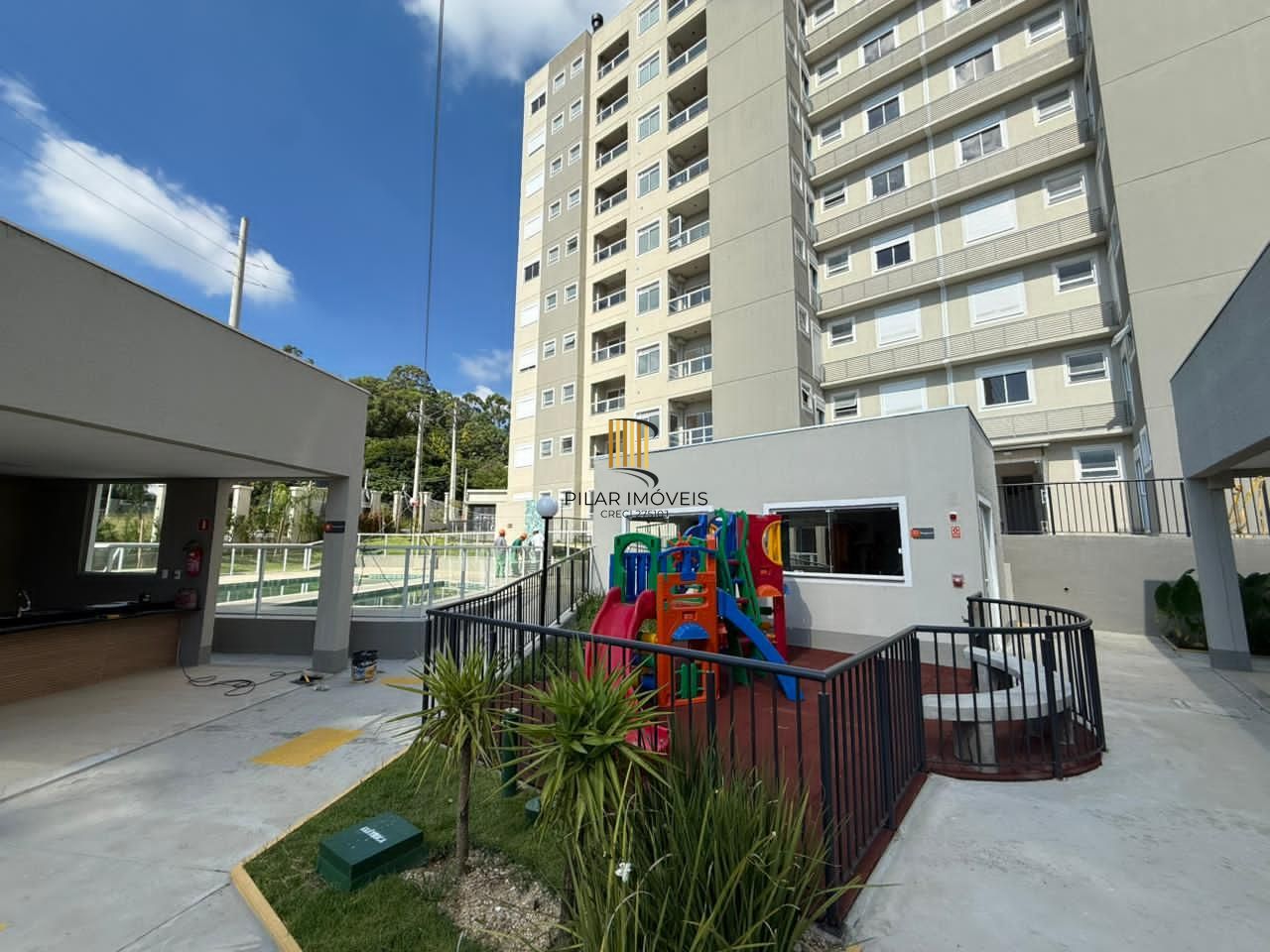Apartamento com sacada e churrasqueira no bairro Jardim Planalto!!