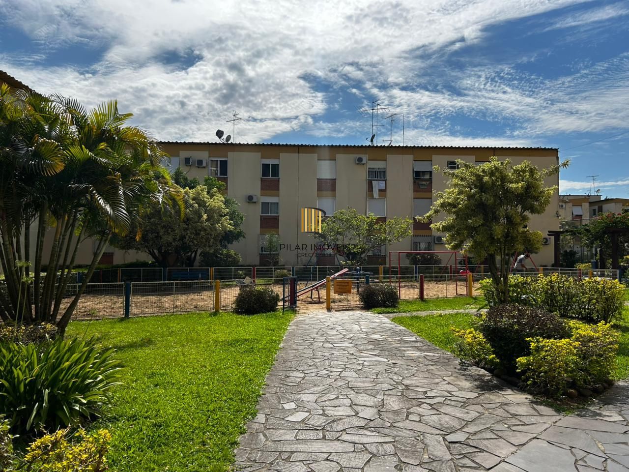 Apartamento 3 dormitórios na Roque Calage