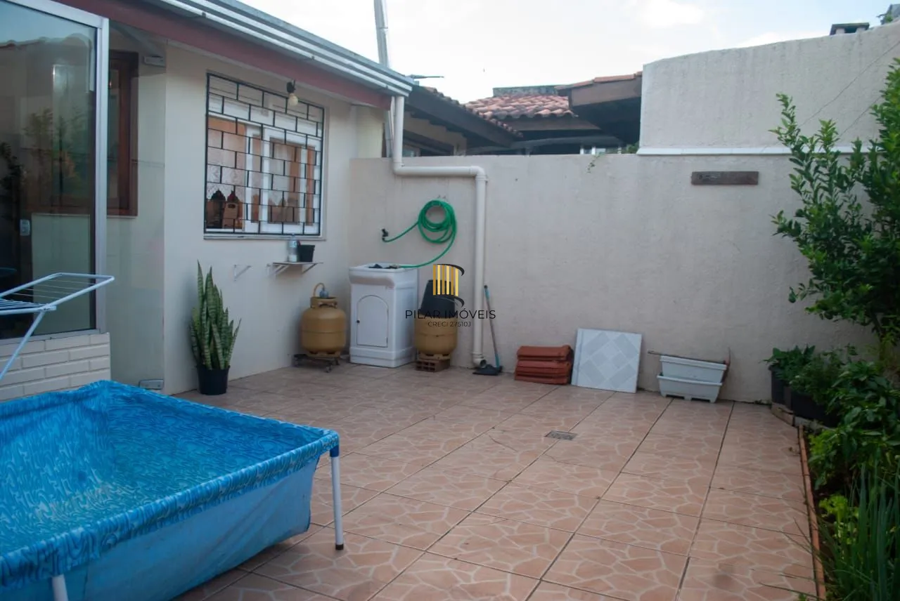 Casa de 2 dormitórios em excelente estado com espaço gourmet! Valor abaixo do mercado!
