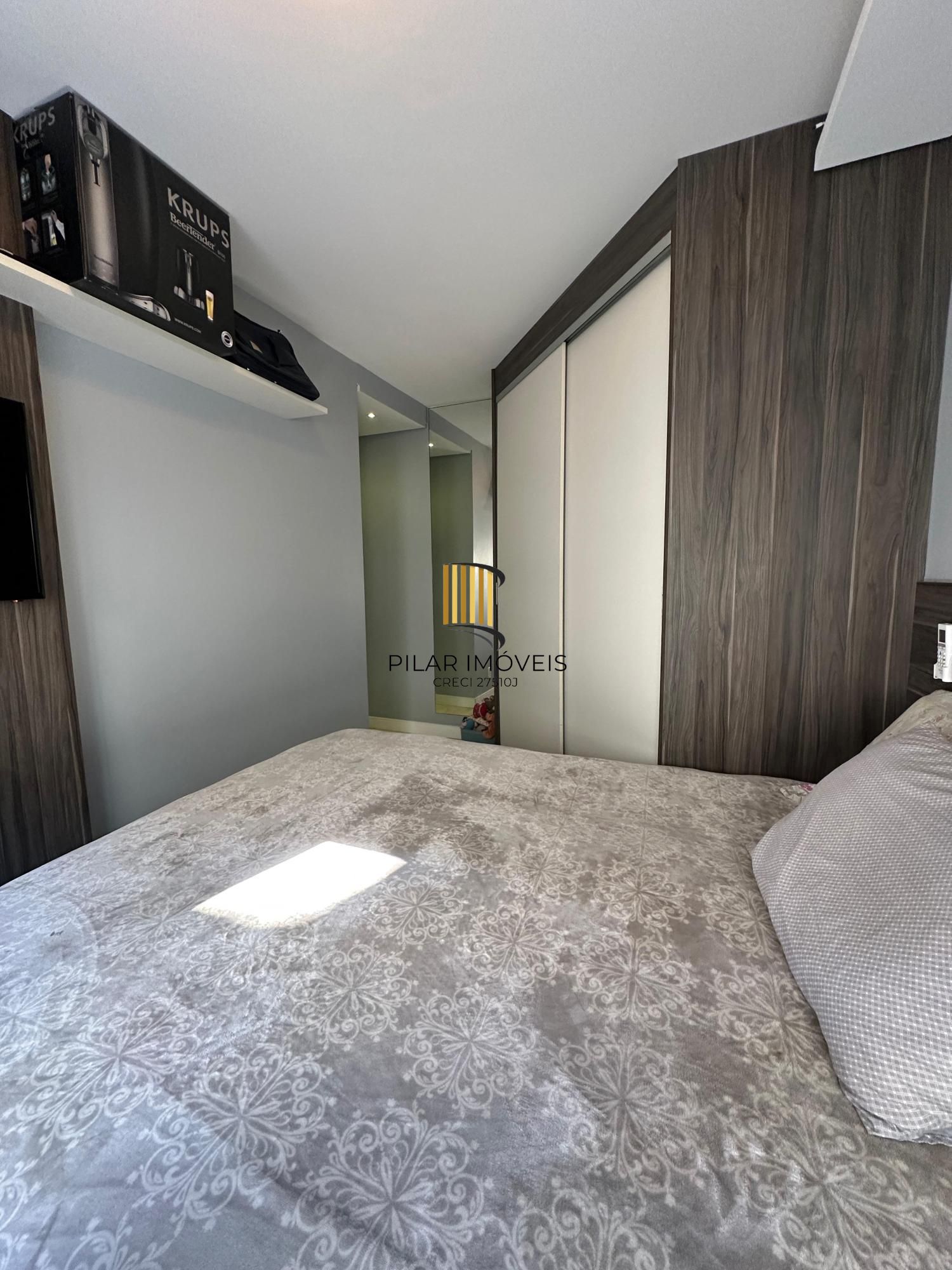 Apartamento Semimobiliado à Venda no Bairro Passo da Areia- Res. Saint Raphael