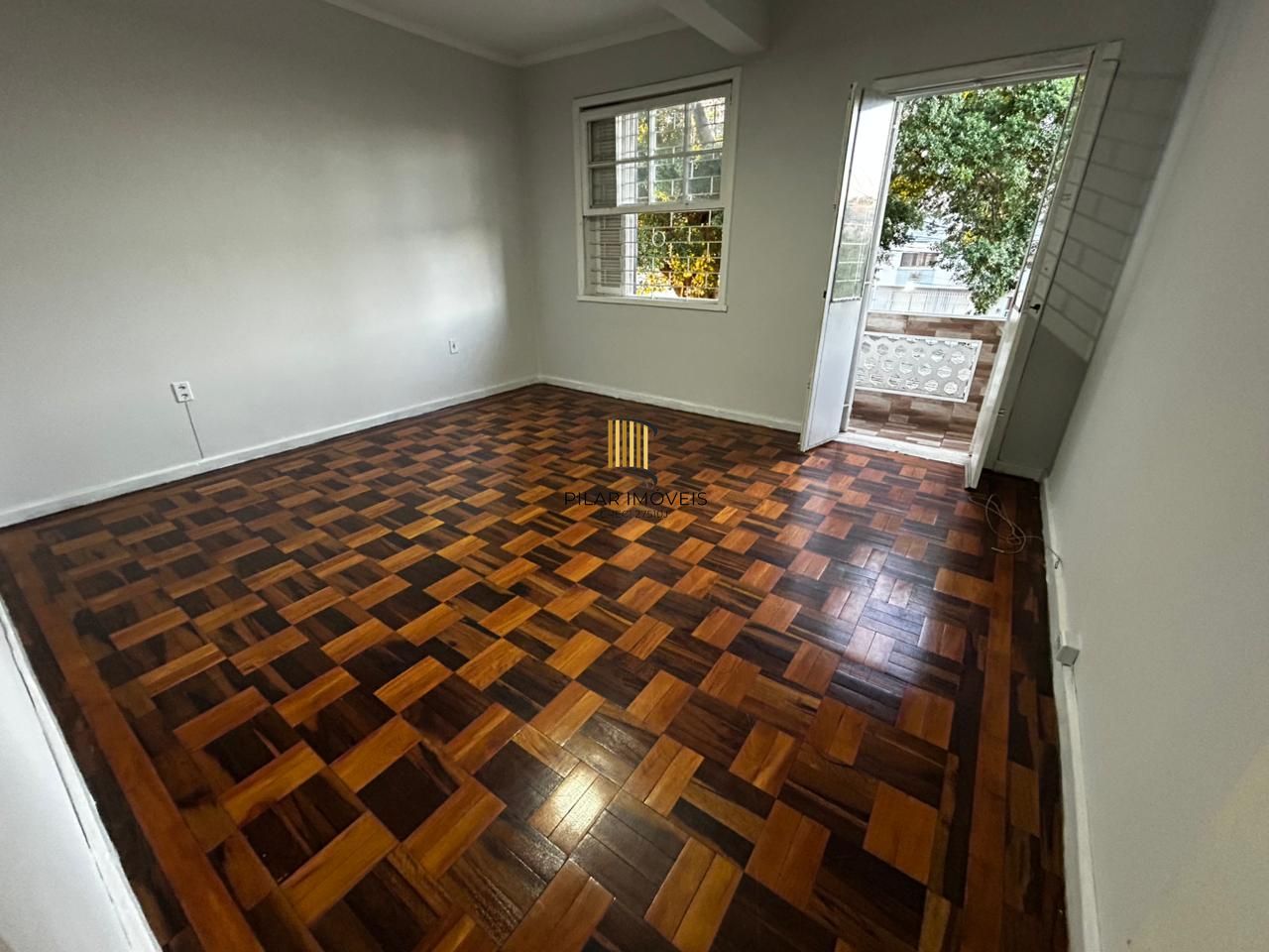 Apartamento 2 dormitórios reformado