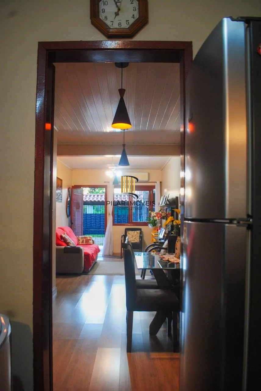 Casa de 2 dormitórios em excelente estado com espaço gourmet! Valor abaixo do mercado!