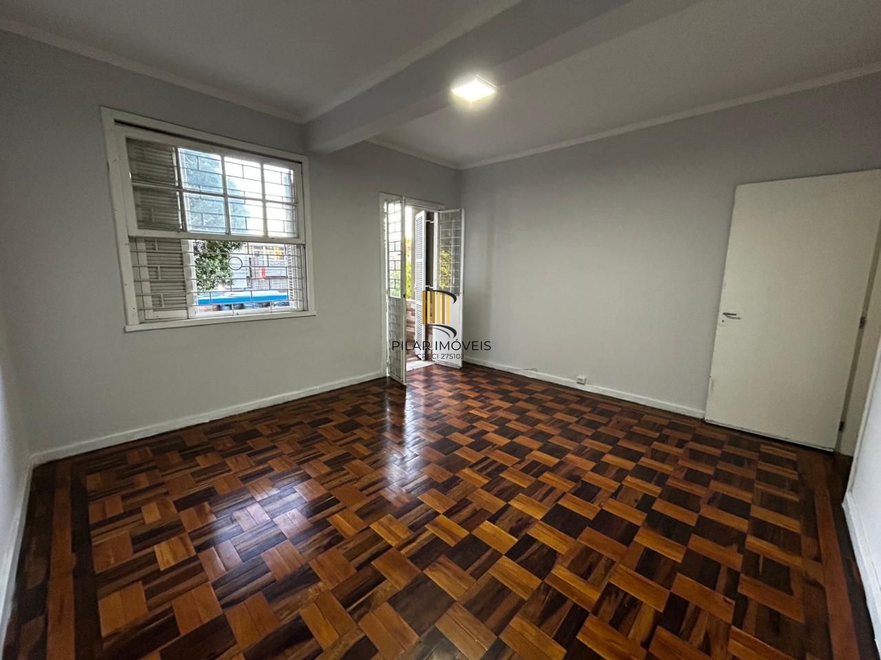 Apartamento 2 dormitórios reformado
