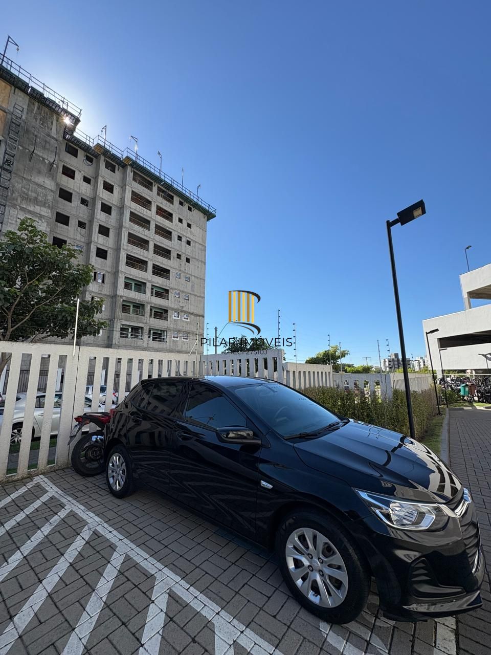 1 dormitório com móveis sob medida, vaga e infraestrutura no bairro Ecoville.