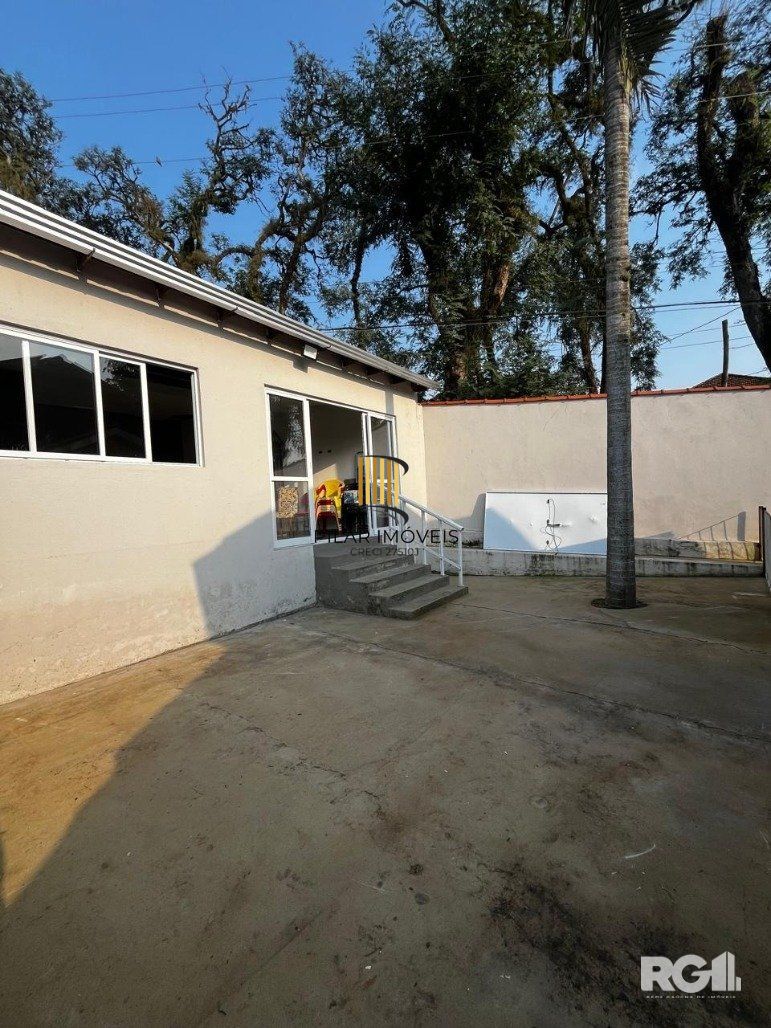 Casa Reformada no Bairro Medianeira