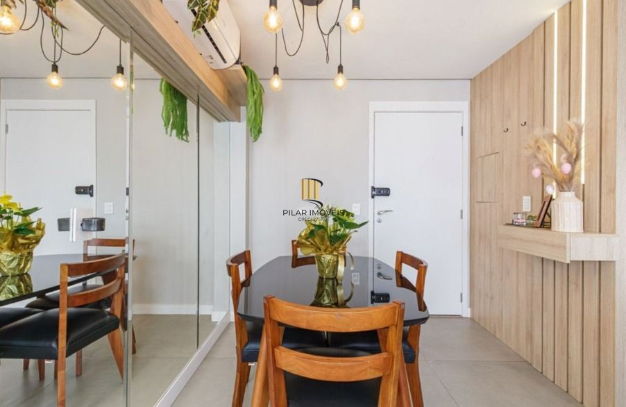 Apartamento 2 dormitórios no bairro Passo da Areia