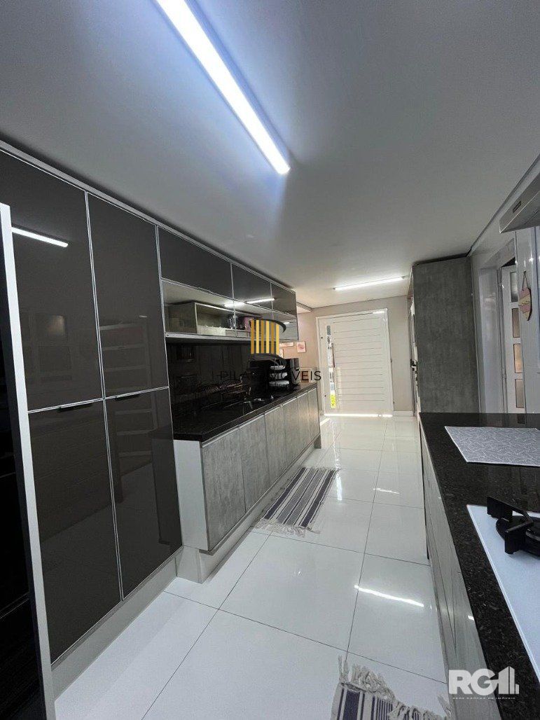 Casa Reformada no Bairro Medianeira