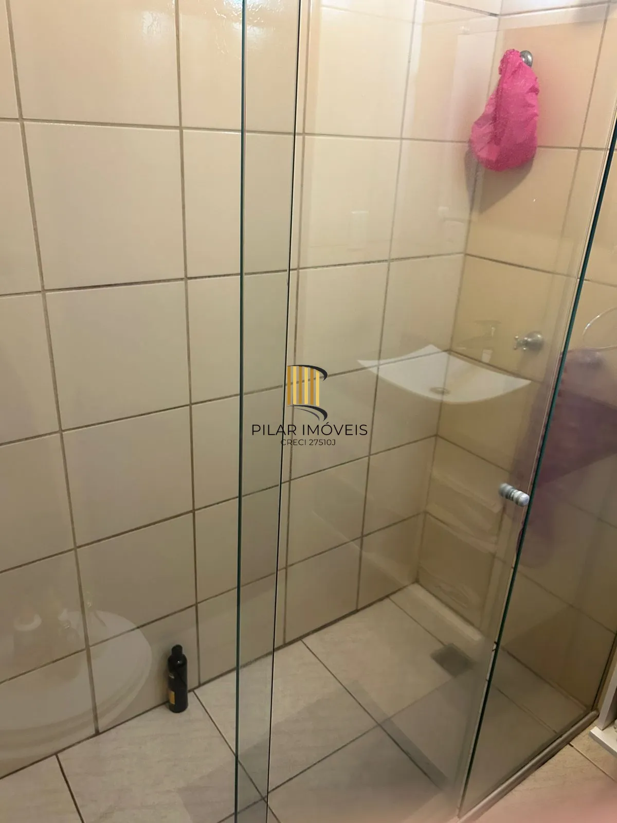 Casa de 2 dormitórios em excelente estado com espaço gourmet! Valor abaixo do mercado!