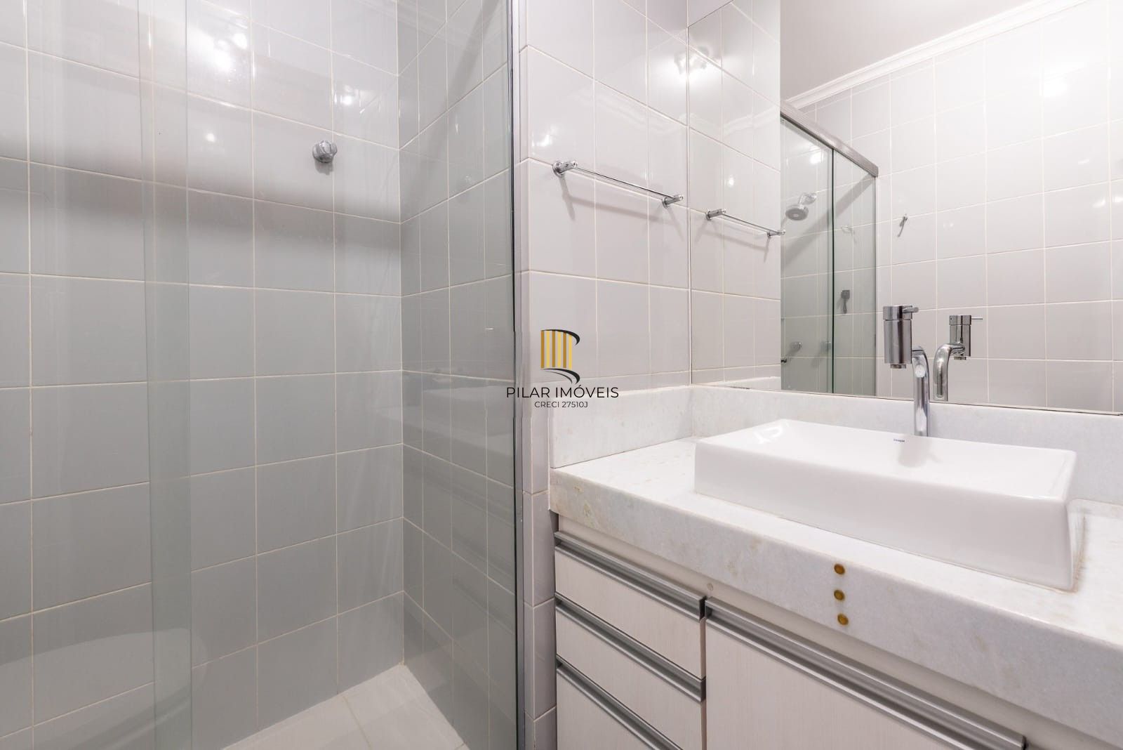 Cobertura incrível no condomínio Ibiza!