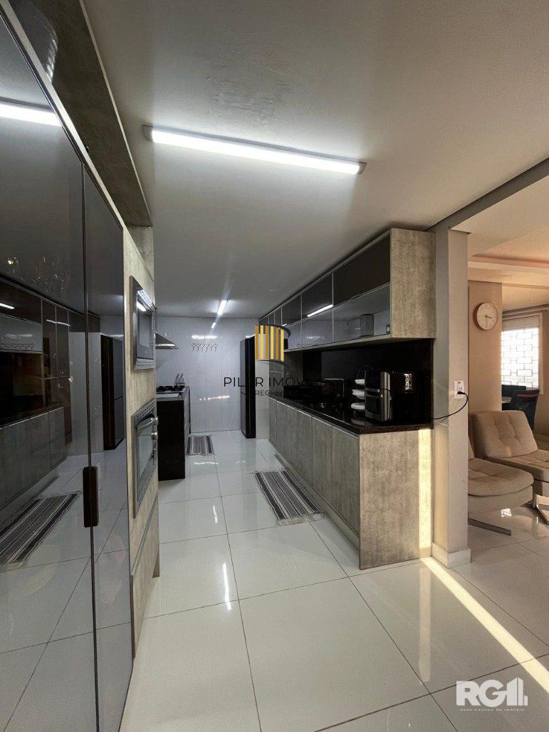 Casa Reformada no Bairro Medianeira