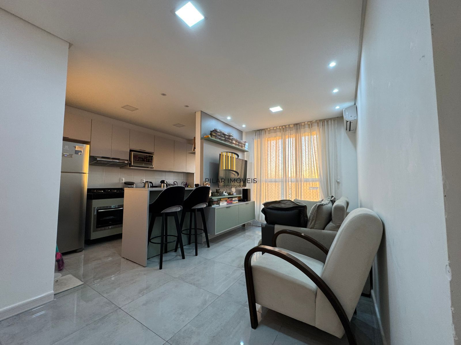 Apartamento com 54m², 2 quartos, 1 suíte, 2 vagas, no bairro Jardim Carvalho em Porto Alegre - Pilar Imóveis