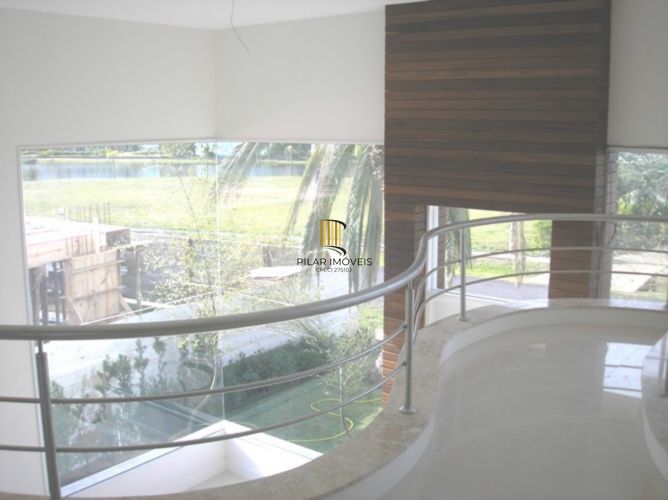 Casa para Venda - 462m², 6 dormitórios, sendo 6 suites, 3 vagas - Atlântida