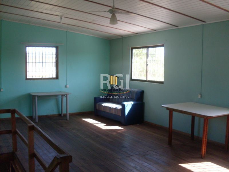 Predio para Venda - 380m², 6 dormitórios, Sarandí