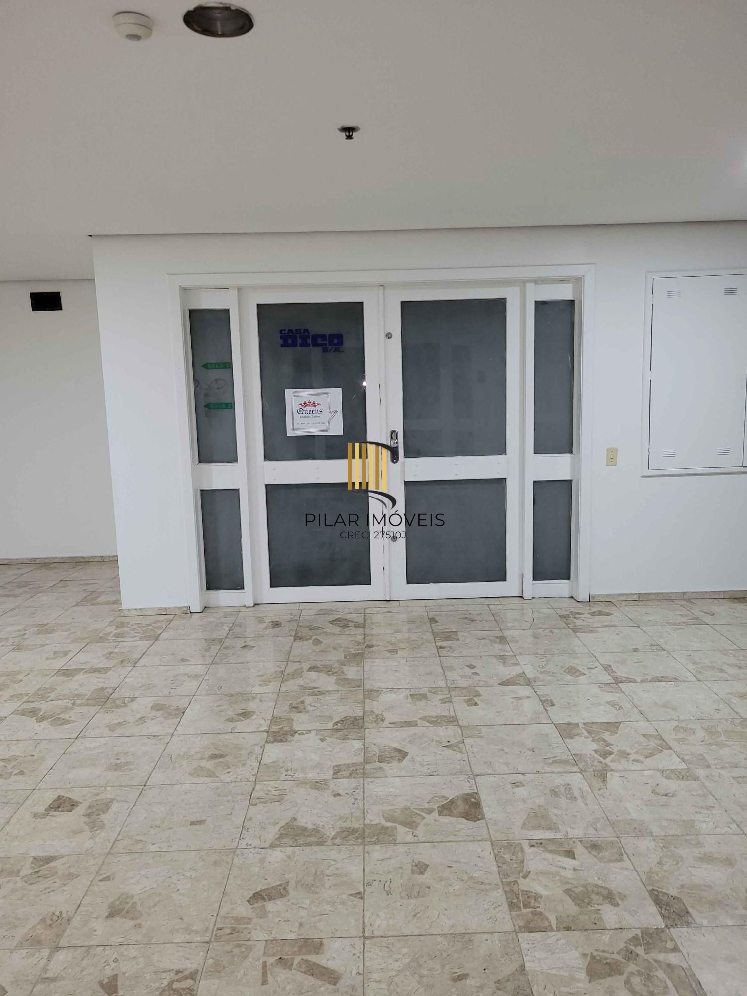 🏢 Conjunto de Salas Comerciais na barros cassal esquina Farrapos