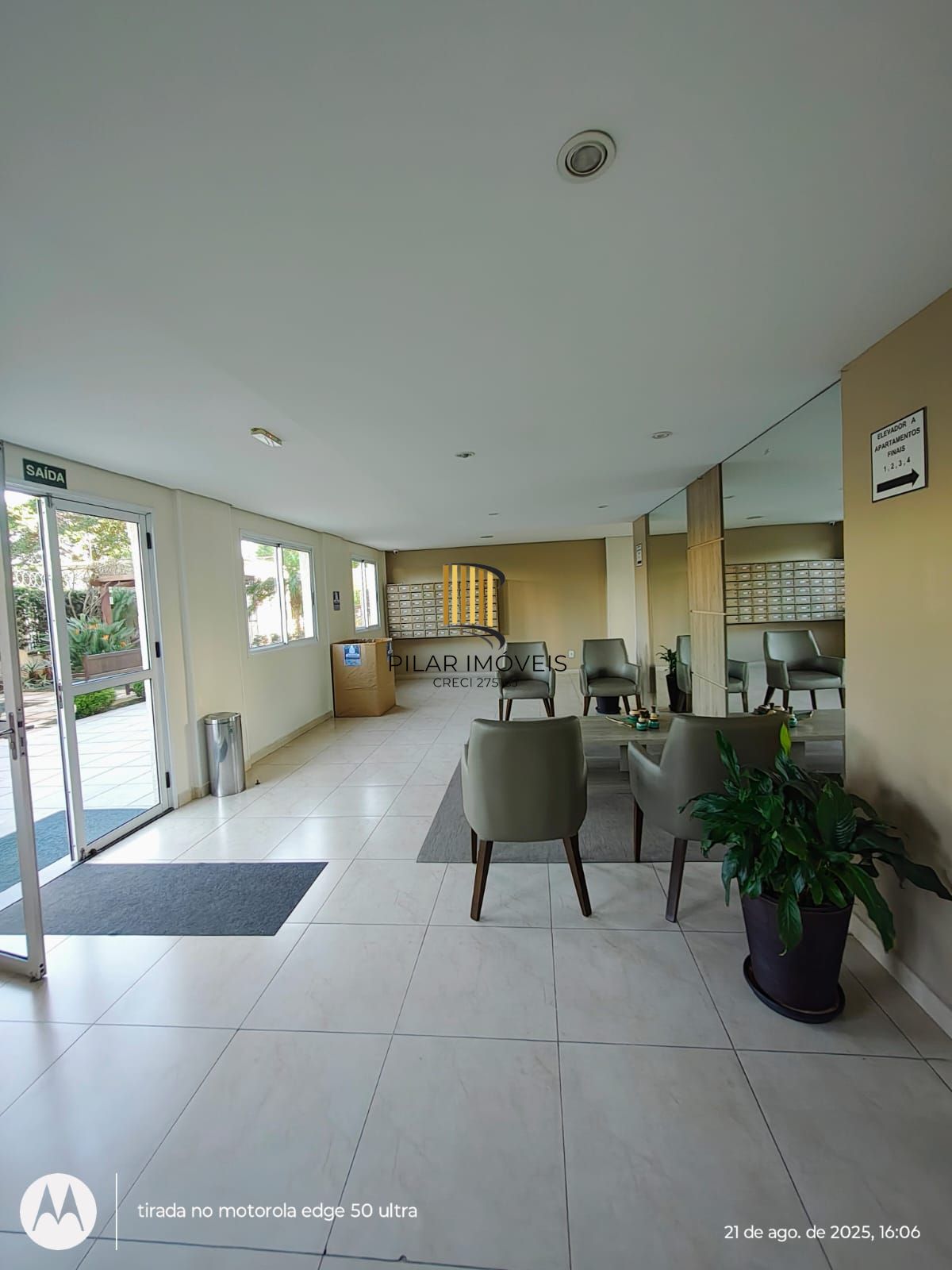 VENDE | MOBILIADO | VISTA DEFINIDA NA ASSIS BRASIL 4908