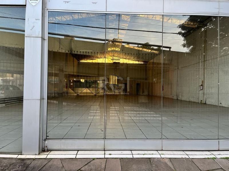 Loja para Venda - 390m², 0 dormitórios, São João