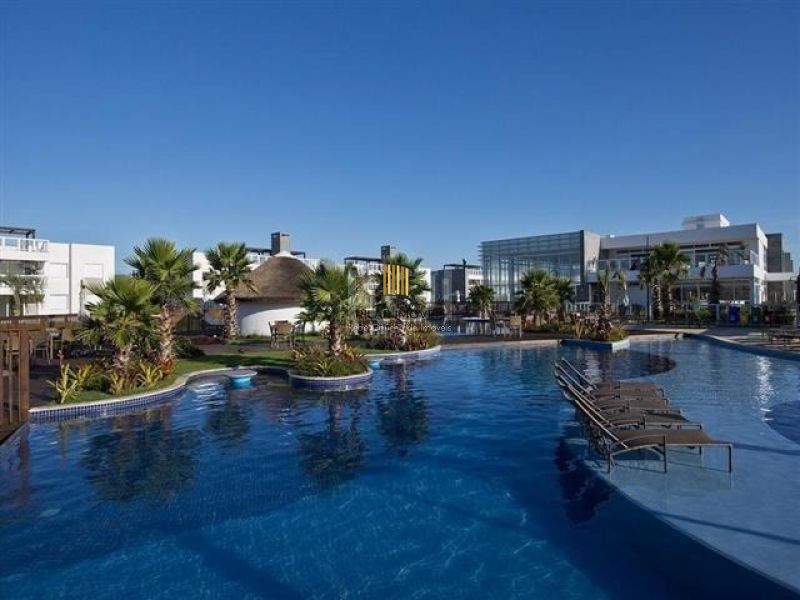 Casa Condominio para Venda - 160m², 4 dormitórios, sendo 4 suites, 2 vagas - Centro