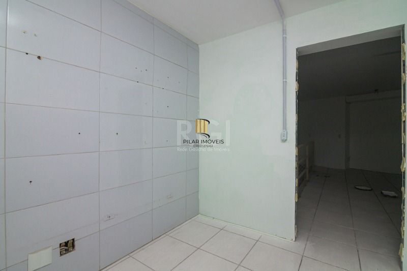 Loja para Venda - 246.18m², 0 dormitórios, 2 vagas - Independência