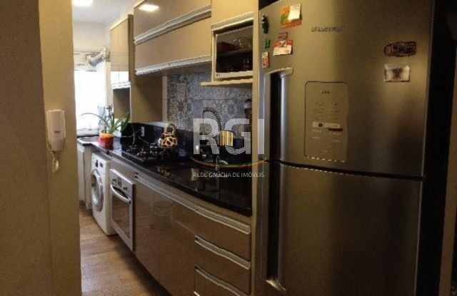 Apartamento para Venda - 71.36m², 3 dormitórios, sendo 1 suites, 1 vaga - Sarandí