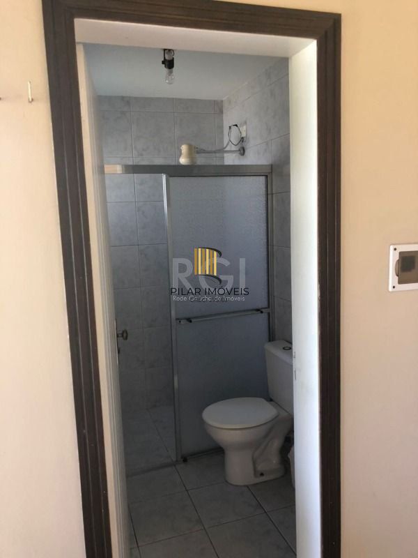 Casa para Venda - 320m², 4 dormitórios, sendo 2 suites, 3 vagas - Centro