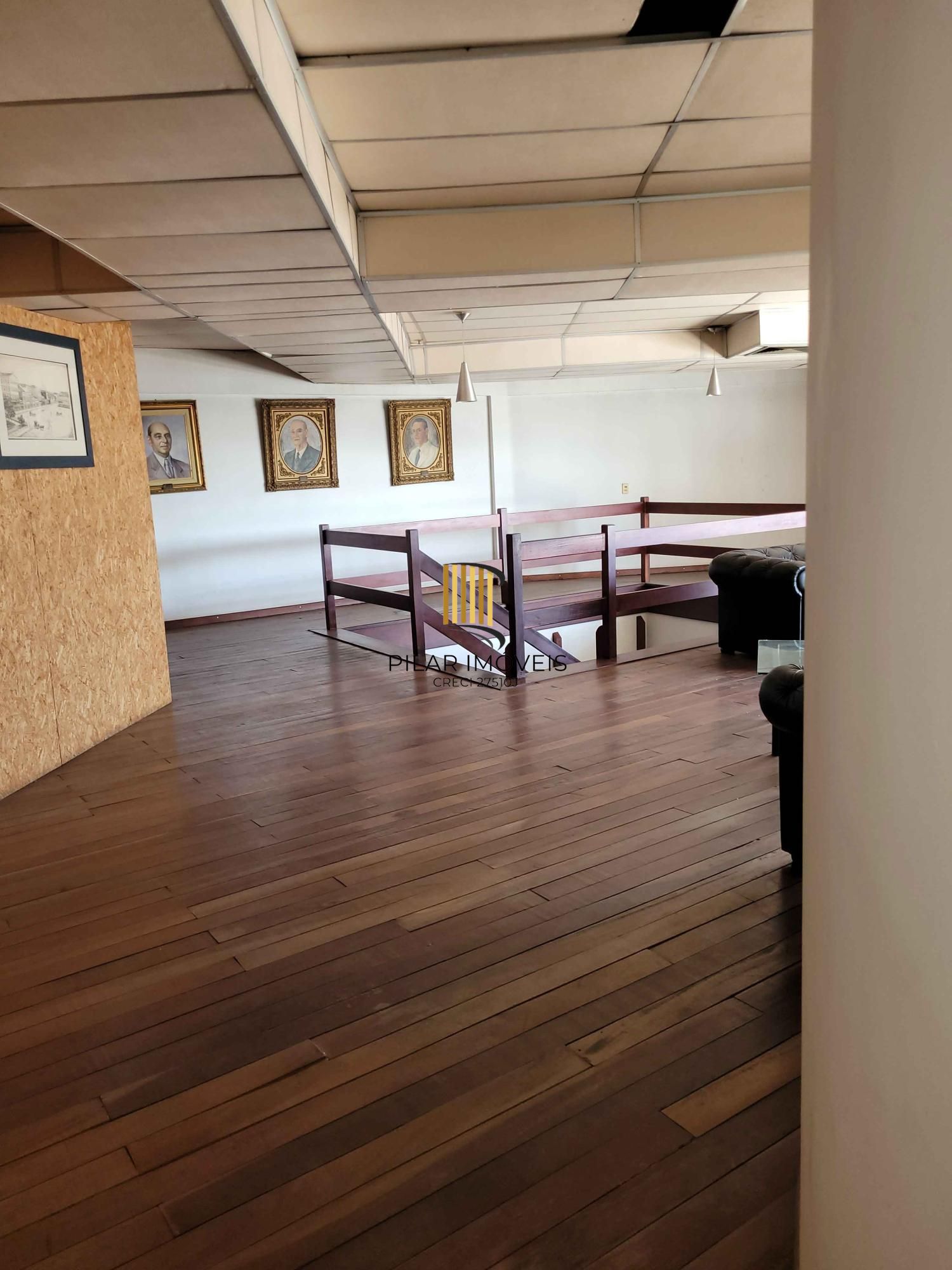 🏢 Conjunto de Salas Comerciais na barros cassal esquina Farrapos