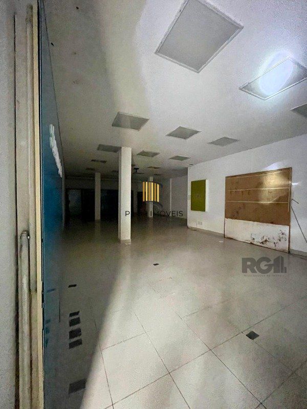 Prédio Comercial no bairro São João