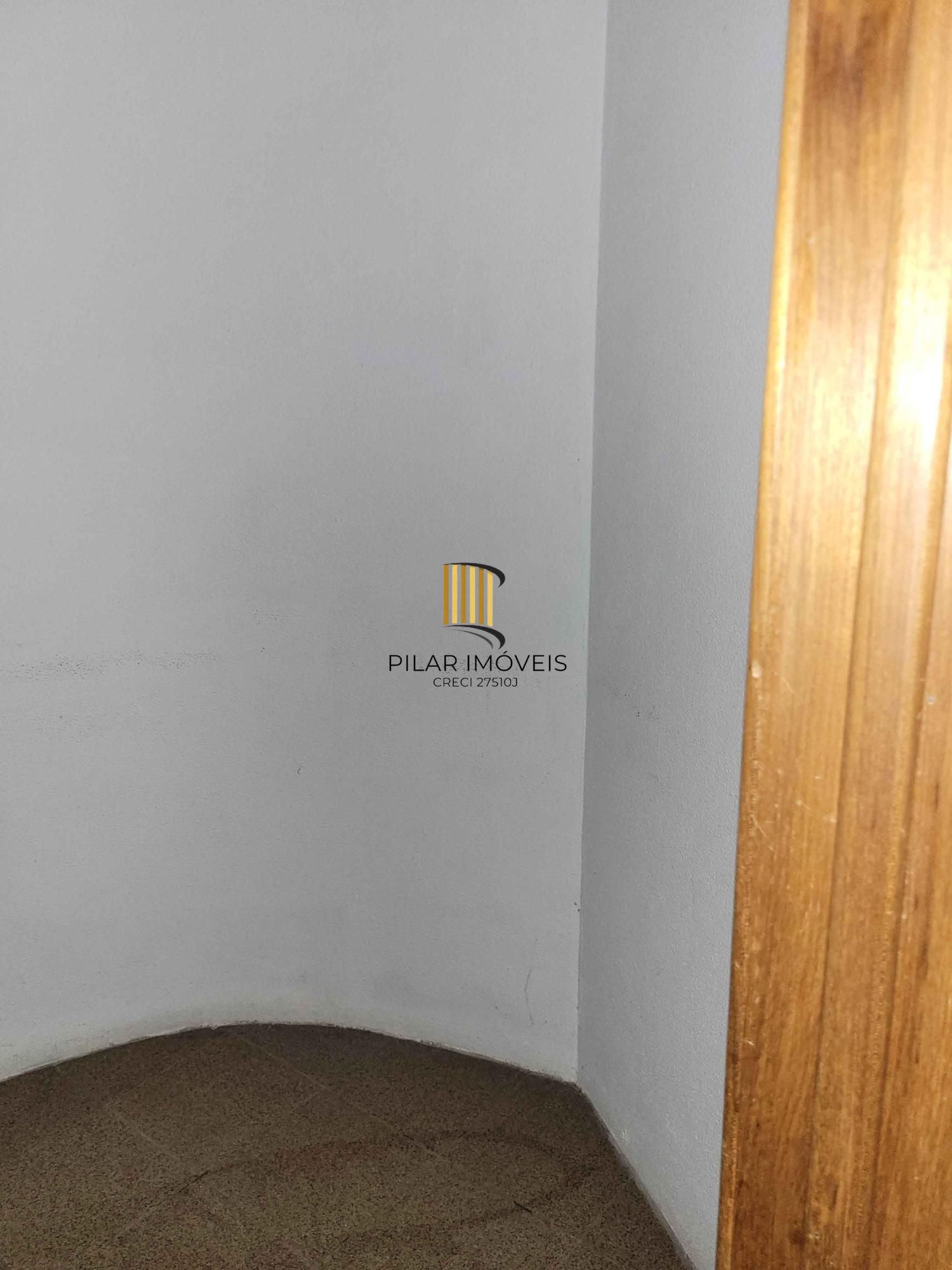 🏢 Conjunto de Salas Comerciais na barros cassal esquina Farrapos