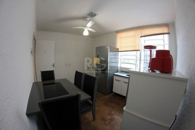 🏢 EXCELENTE APARTAMENTO À VENDA – Av. da Azenha | Porto Alegre