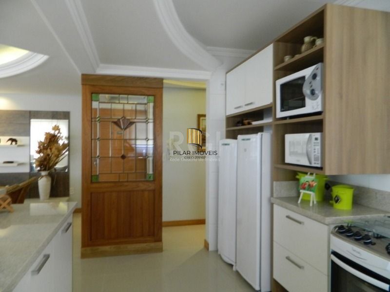 Apartamento para Venda - 190m², 4 dormitórios, sendo 4 suites, 2 vagas - Navegantes