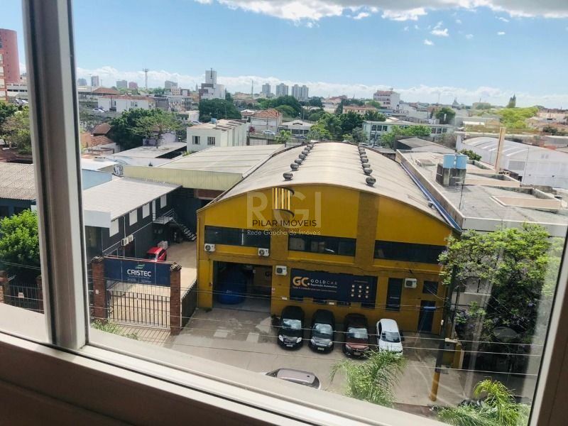 Apartamento para Venda - 72m², 3 dormitórios, sendo 1 suites, 2 vagas - São João