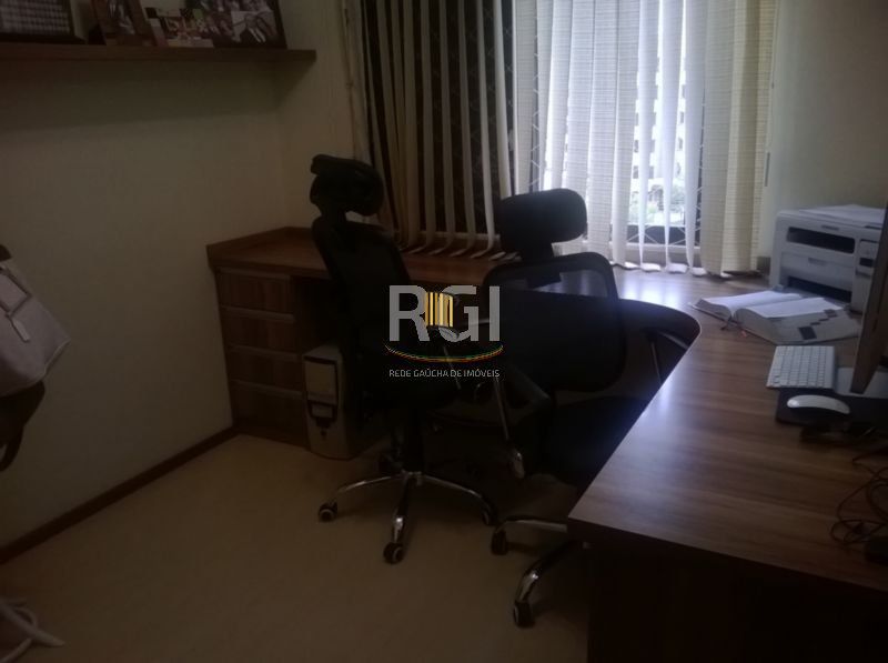 Apartamento para Venda - 68.28m², 3 dormitórios, 1 vaga - Sarandí