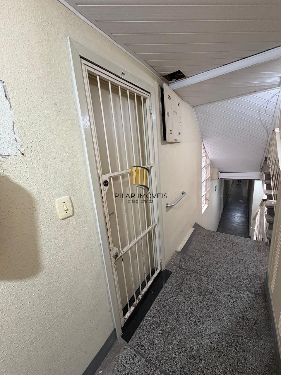 APARTAMENTO 1 DORMITÓRIO SEMIMOBILIADO 📍 Higienópolis – Porto Alegre/RS  ✨