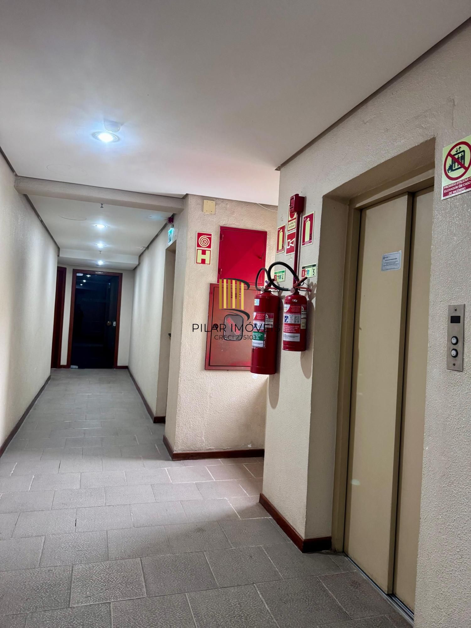 ✨ Sala Comercial à Venda – Rua João Telles, 524 | 9º andar – Bom Fim