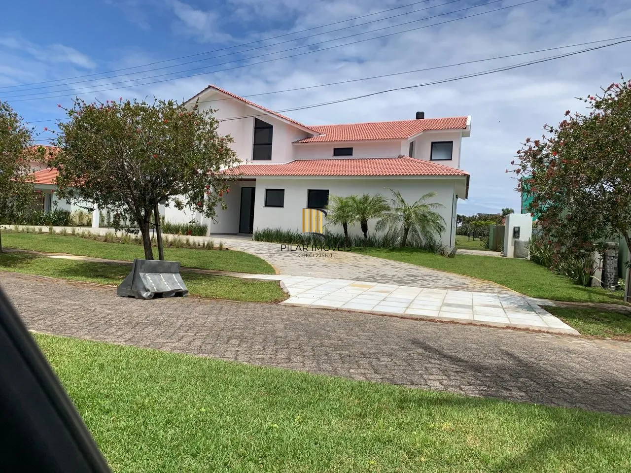 🏡 CASA DE ALTO PADRÃO NO CONDOMÍNIO GREEN VILLAGE – Xangrila/RS