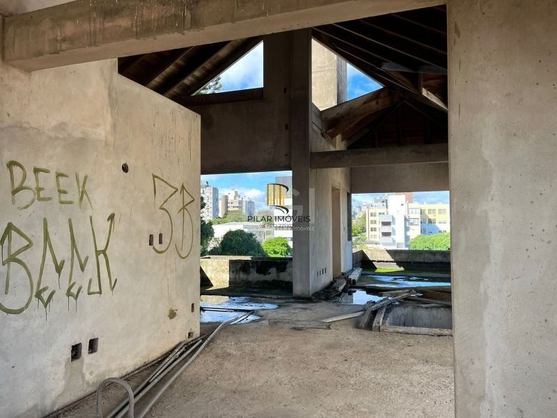 Predio para Venda - 1000m², 3 dormitórios, sendo 1 suites, São João