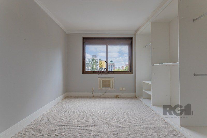 Apartamento para Venda - 279m², 3 dormitórios, sendo 1 suites, 4 vagas - Boa Vista