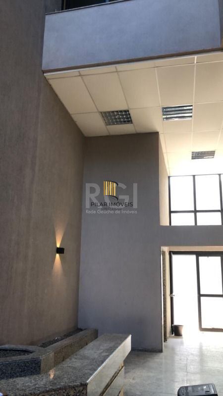 Predio para Venda - 1024m², 0 dormitórios, 9 vagas - São João