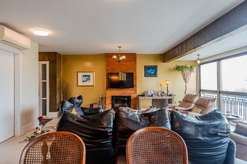 Apartamento 3 Dormitório(s) Bairro Moinhos de Vento