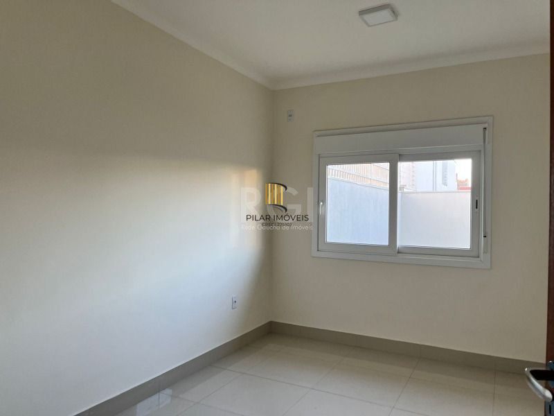 Casa para Venda - 130m², 3 dormitórios, sendo 1 suites, 2 vagas - Parque Granja Esperança