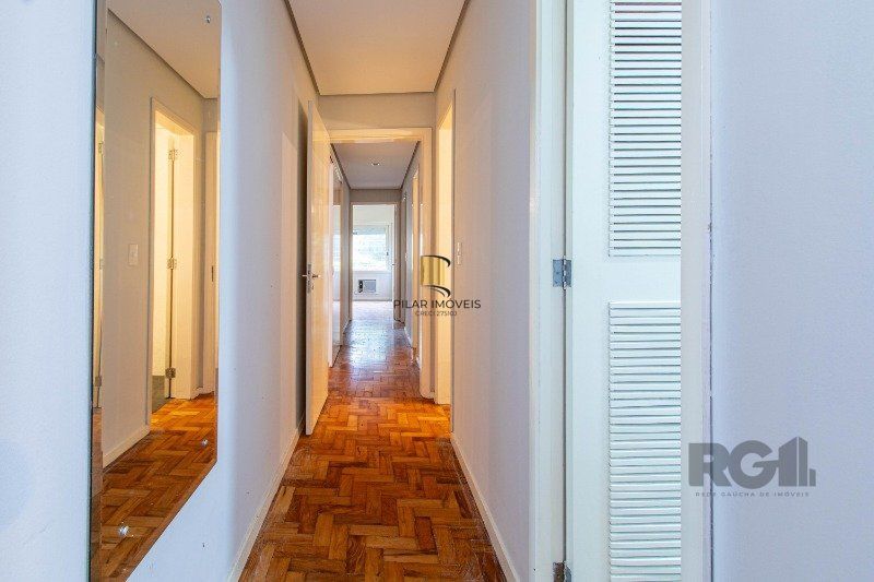 Casa 5 dormitórios no bairro Boa Vista