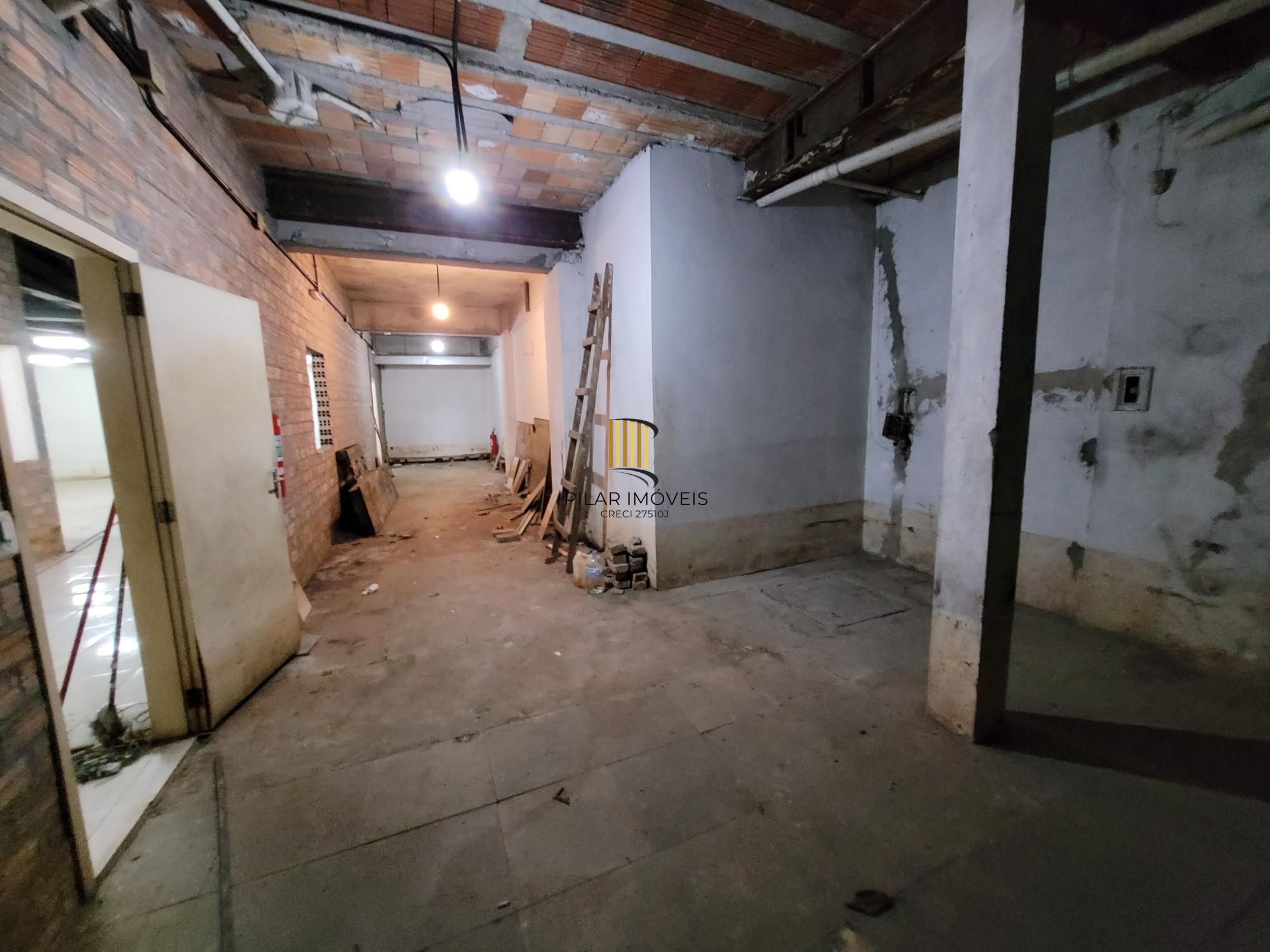 🏙️ Loja comercial para locação no Centro Histórico!