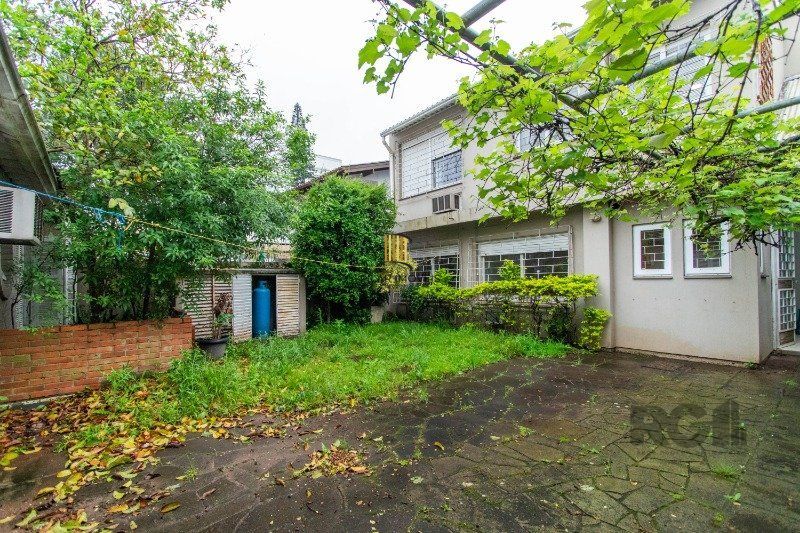 Casa 5 dormitórios no bairro Boa Vista