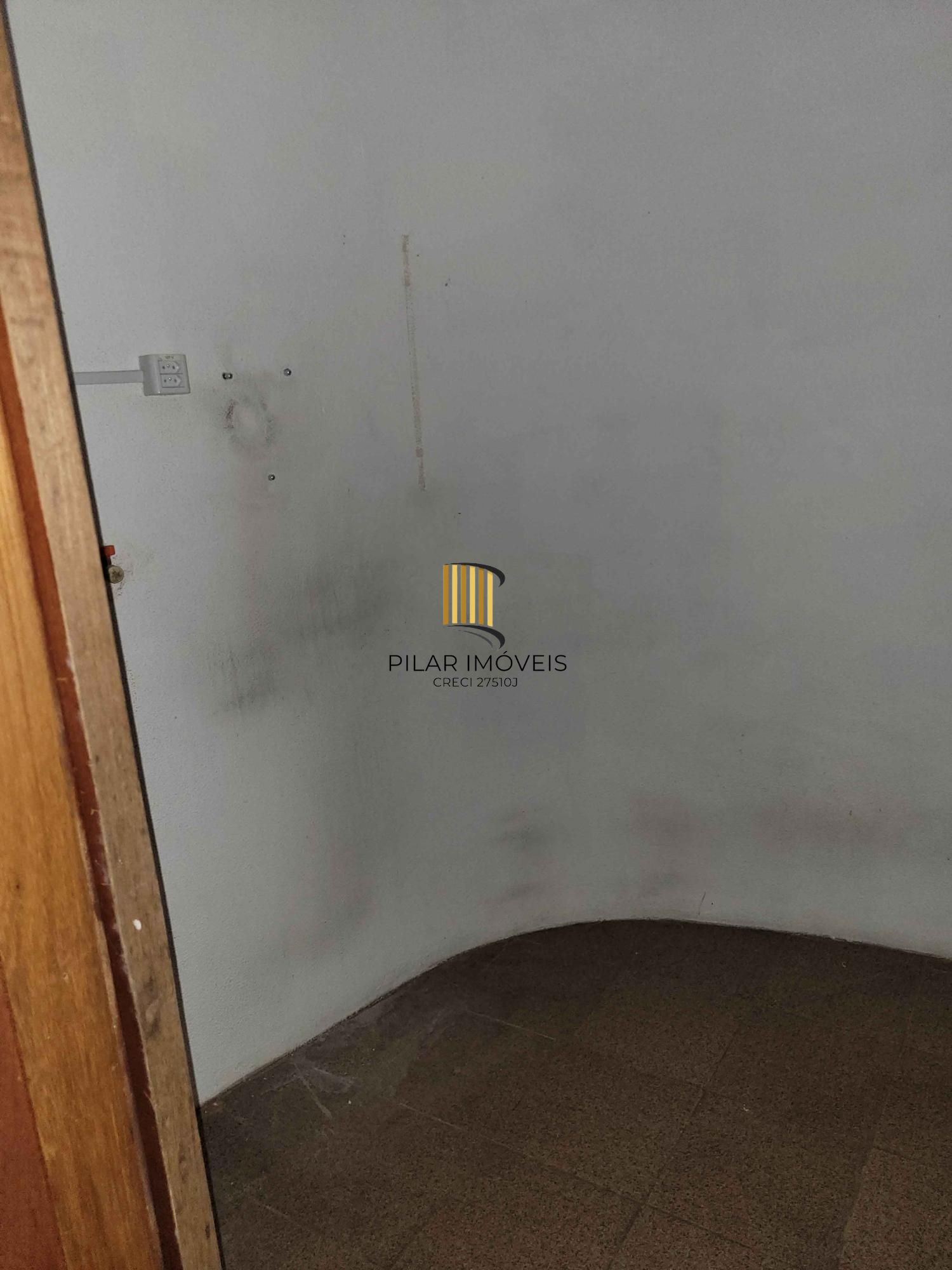 🏢 Conjunto de Salas Comerciais na barros cassal esquina Farrapos