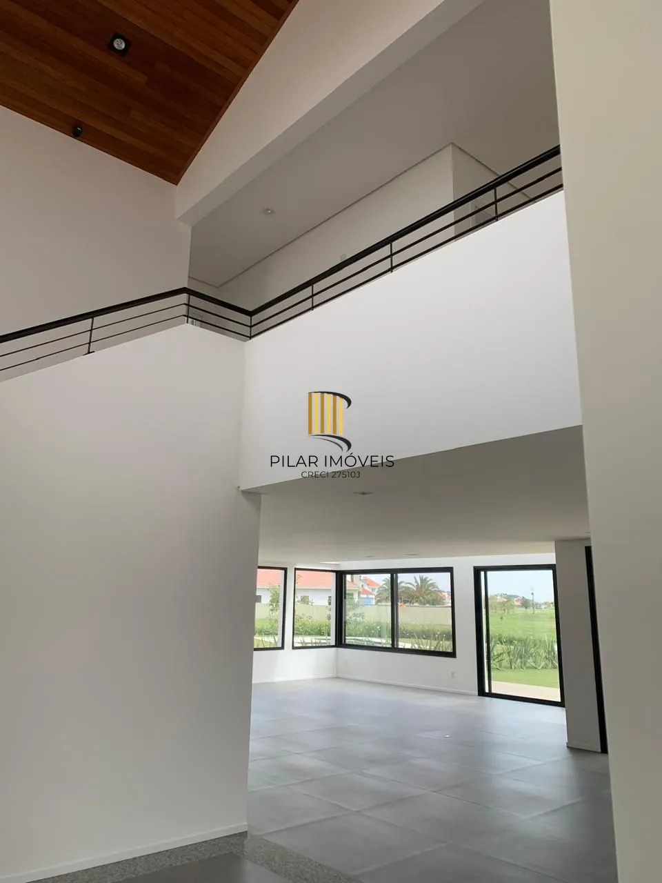🏡 CASA DE ALTO PADRÃO NO CONDOMÍNIO GREEN VILLAGE – Xangrila/RS