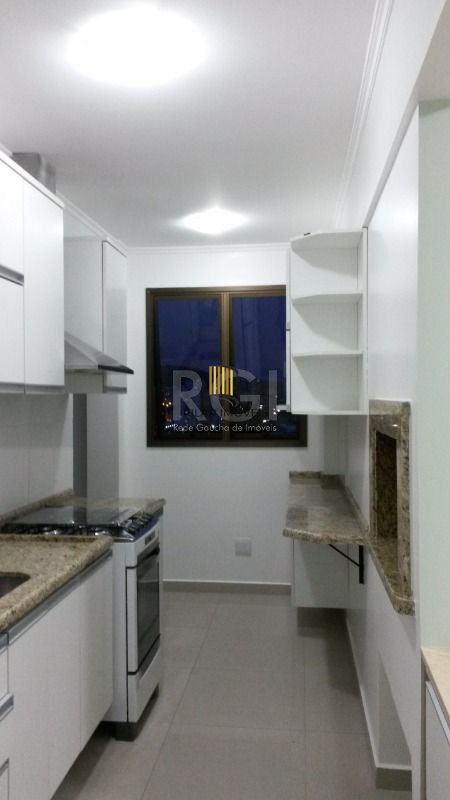 Apartamento para Venda - 82m², 3 dormitórios, sendo 1 suites, 2 vagas - Sarandí