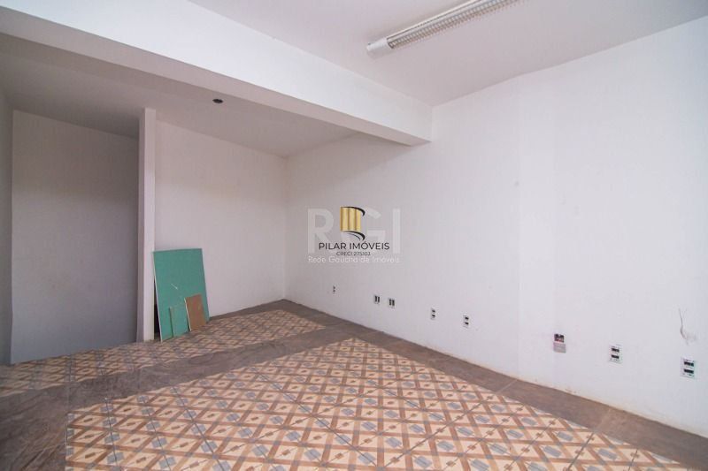 Loja para Venda - 246.18m², 0 dormitórios, 2 vagas - Independência