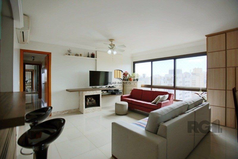 Apartamento de 3 dormitórios no bairro Petrópolis em Porto Alegre/RS.