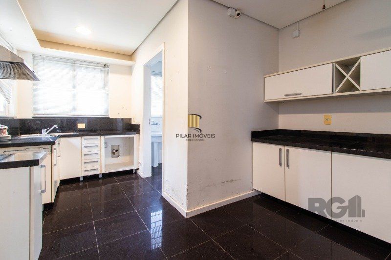 Casa 5 dormitórios no bairro Boa Vista