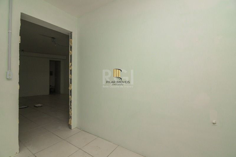 Loja para Venda - 246.18m², 0 dormitórios, 2 vagas - Independência